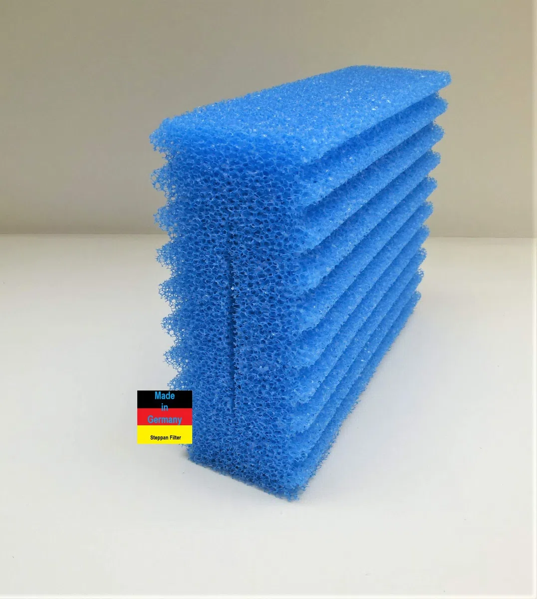 9 Filterschwämme 4 x Blau gewellt 4 x Rot gewellt und 1 x Grün glatt passend für Oase Biotec 10.1. und Oase BioSmart 36000